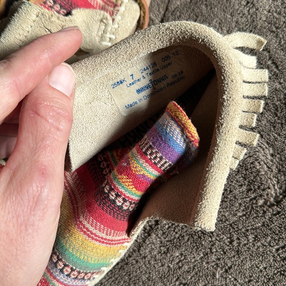 Minnetonka Fringed Moccasins - Picture 3 of 3